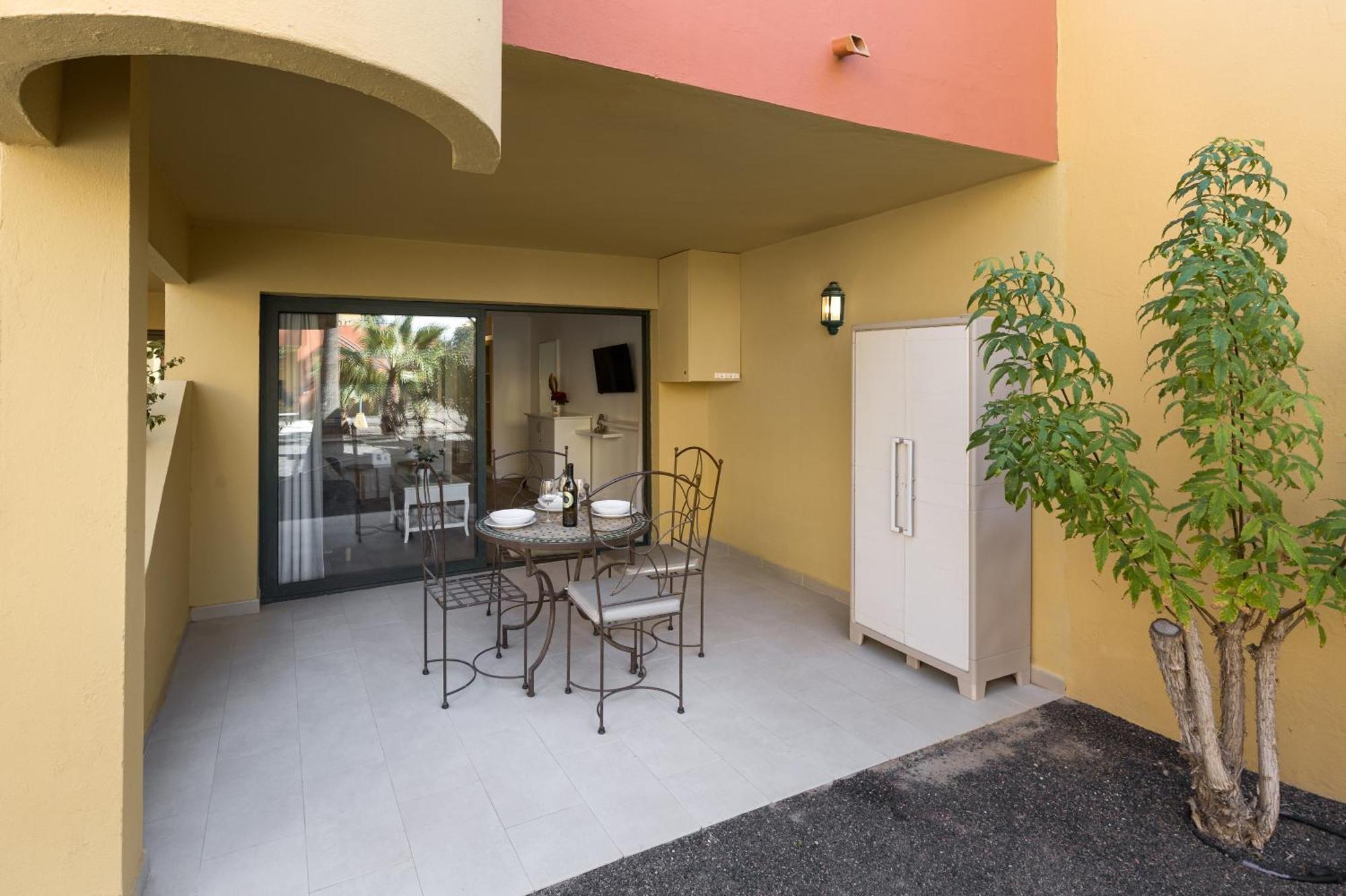Home2Book Pool & Tennis Court Cozy Apt, Corralejo Exterior foto